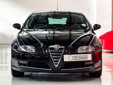 2006-Alfa-Romeo-GT-32-V6-Distinctive_1
