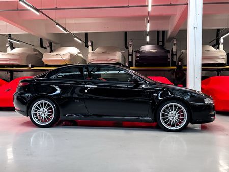 2006-Alfa-Romeo-GT-32-V6-Distinctive_2