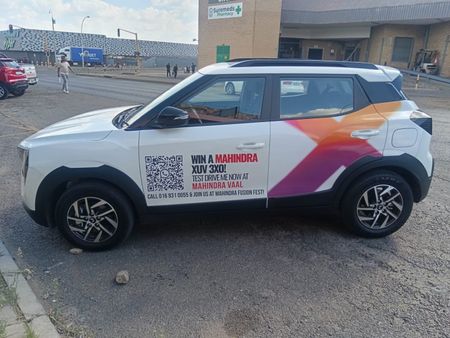 2025-Mahindra-XUV-3XO-12T-AX5_4