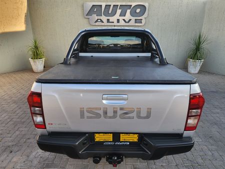 2016-Isuzu-KB-250-D-Teq-LE-Double-Cab_15