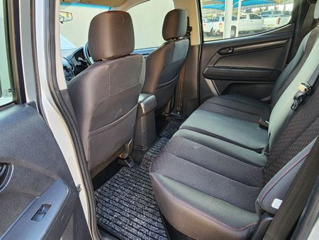 2016-Isuzu-KB-250-D-Teq-LE-Double-Cab_42
