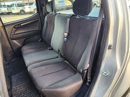 2016-Isuzu-KB-250-D-Teq-LE-Double-Cab_43