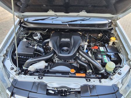 2016-Isuzu-KB-250-D-Teq-LE-Double-Cab_50