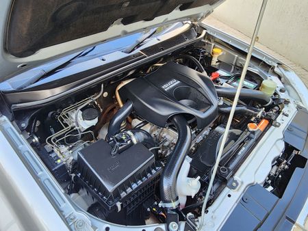 2016-Isuzu-KB-250-D-Teq-LE-Double-Cab_51