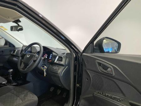 2026-Mahindra-XUV-3XO-12T-MX2_6