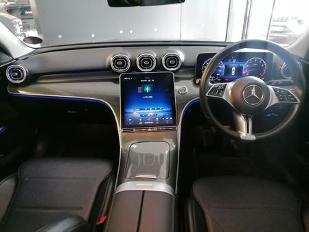 2022-Mercedes-Benz-C-Class-C-200-Auto_12