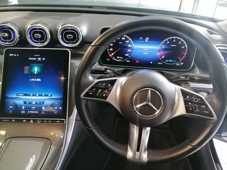 2022-Mercedes-Benz-C-Class-C-200-Auto_14