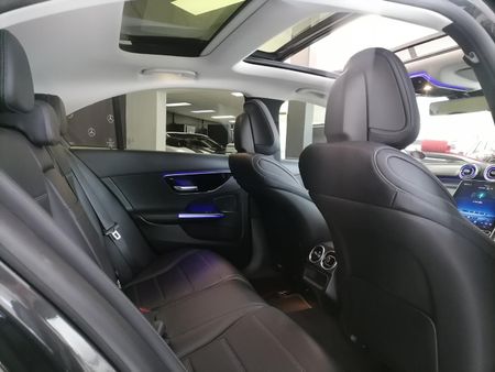 2022-Mercedes-Benz-C-Class-C-200-Auto_15