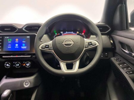 2026-Nissan-Magnite-10T-Acenta-Auto_14