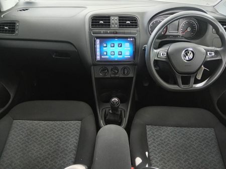 2025-Volkswagen-Polo-Vivo-14-Life_8