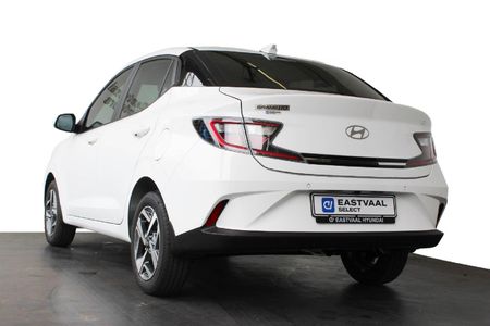 2025-Hyundai-Grand-i10-12-Fluid-Sedan_4