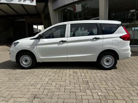 2026-Toyota-Rumion-15-S_2