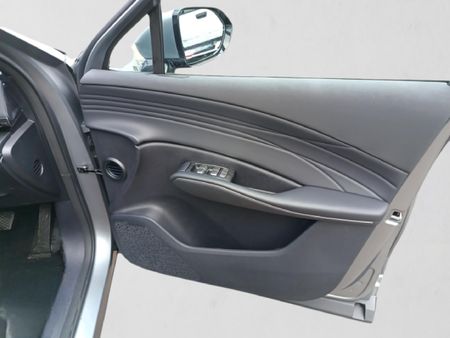 2026-Omoda-C7-16T-Luxury_14