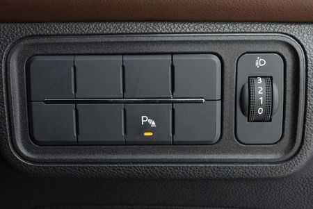 2024-Mahindra-Scorpio-N-22D-4X4-Auto-Z8l_22