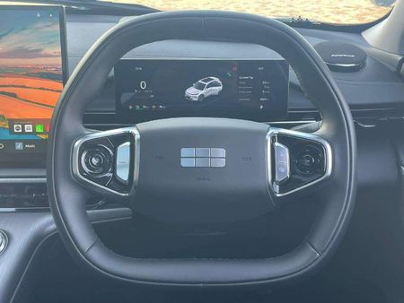 2026-Geely-E5-EM-i-Apex-Phev_15