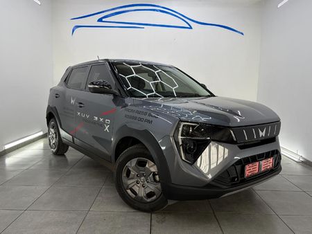 2025-Mahindra-XUV-3XO-12T-MX2_0