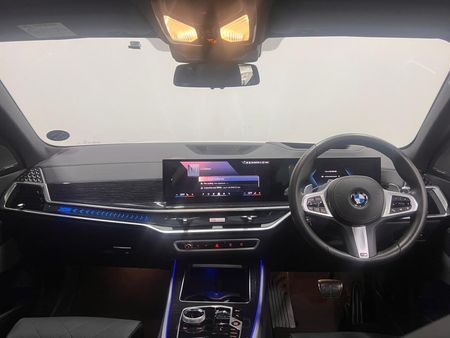 2025-BMW-X5-xDrive30d-M-Sport_12