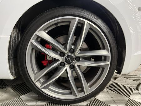 2021-Audi-TT-S-Coupe-quattro-Auto-228kW_5