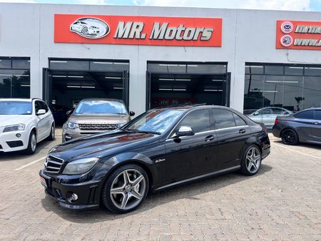 2008-Mercedes-AMG-C-Class-C63-AMG_0