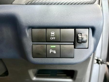 2025-Suzuki-Baleno-15-GL-Auto_11