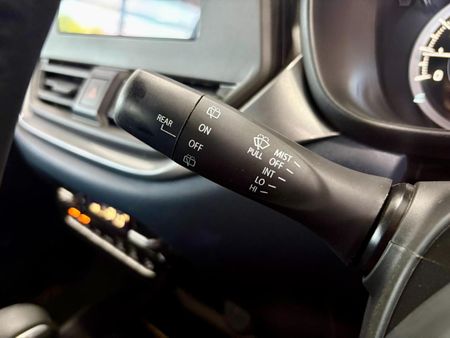 2025-Suzuki-Baleno-15-GL-Auto_12