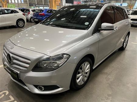 2015-Mercedes-Benz-B-Class-B-200-CDI-BE-Auto_2