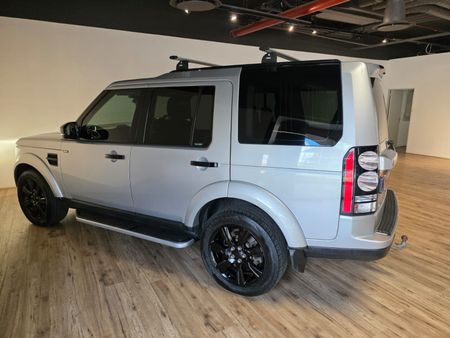 2015-Land-Rover-Discovery-4-30-TD-SD-V6-SE_3