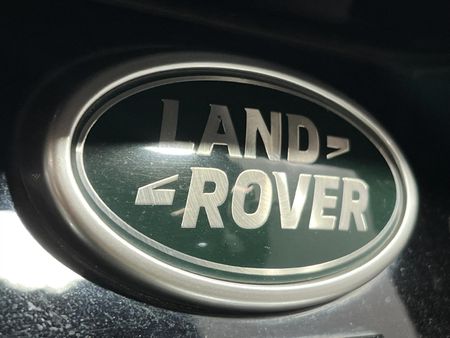 2021-Land-Rover-Discovery-30-TD-HSE-R-Dynamic-D300_11