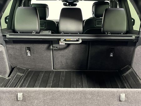 2021-Land-Rover-Discovery-30-TD-HSE-R-Dynamic-D300_16