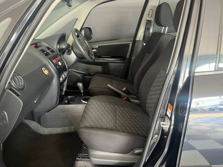 2008-Suzuki-SX4-20-Auto_12