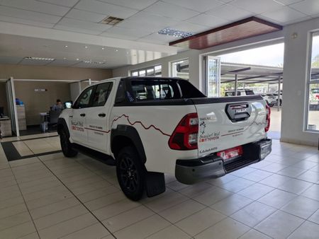 2026-Toyota-Hilux-28-GD-6-RB-Legend-RS-Auto-Double-Cab-mHev_5