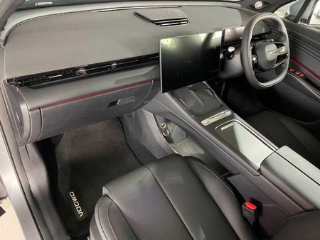 2025-Omoda-C7-16T-Luxury_6
