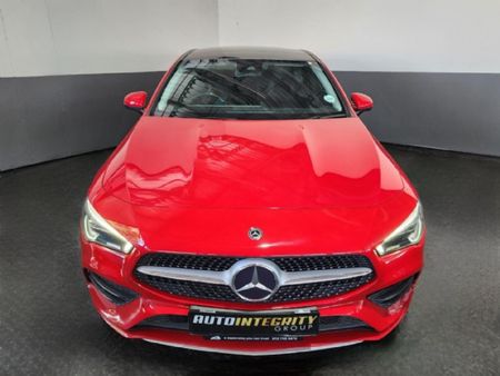 2020-Mercedes-Benz-CLA-200-Auto_1