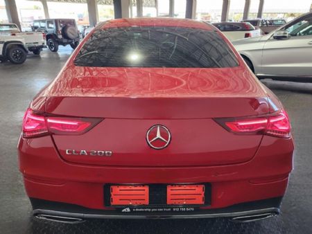 2020-Mercedes-Benz-CLA-200-Auto_5