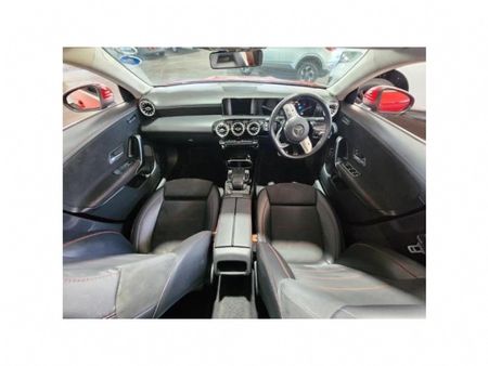 2020-Mercedes-Benz-CLA-200-Auto_8