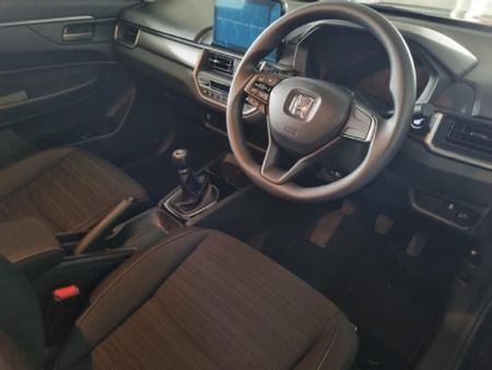 2026-Honda-Elevate-15-Comfort_3