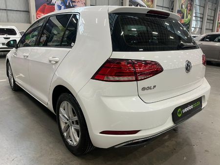 2020-Volkswagen-Golf-VII-14-TSI-Comfortline-Auto_4