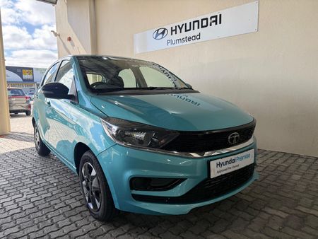 2026-TATA-Tiago-12-XT_0
