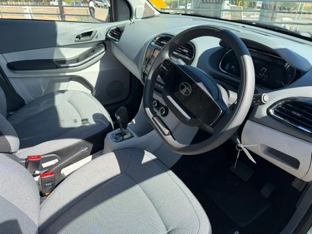 2026-TATA-Tiago-12-XT_10