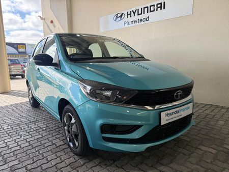 2026-TATA-Tiago-12-XT_18