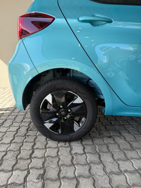 2026-TATA-Tiago-12-XT_25