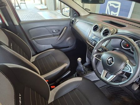 2019-Renault-Sandero-900T-Stepway-Expression_9