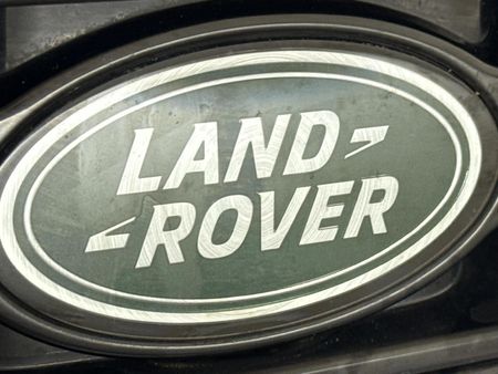 2021-Land-Rover-Defender-90-D240-HSE-X-Dynamic-177kW_10