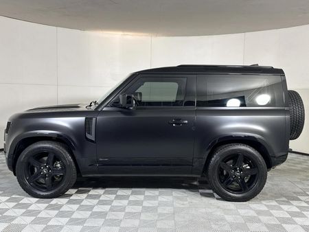 2021-Land-Rover-Defender-90-D240-HSE-X-Dynamic-177kW_18