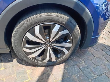 2020-Volkswagen-T-Cross-10-TSI-Highline-Auto_13