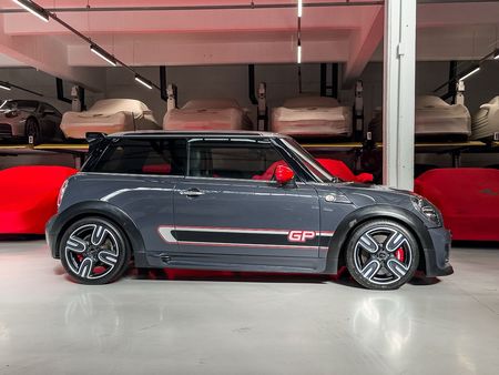 2013-MINI-Hatch-Cooper-JCW-GP_2