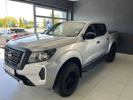 2025-Nissan-Navara-25-DDTi-SE-Double-Cab_15
