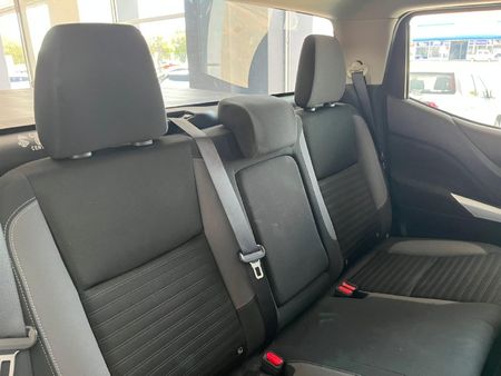 2025-Nissan-Navara-25-DDTi-SE-Double-Cab_20