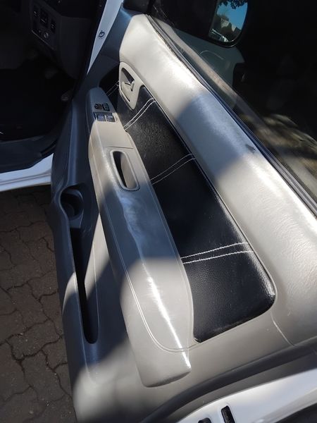 2016-Toyota-Hilux-25-D-4D-SRX-4x4-Single-Cab_13