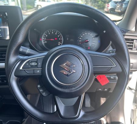 2026-Suzuki-Swift-12-GL_9